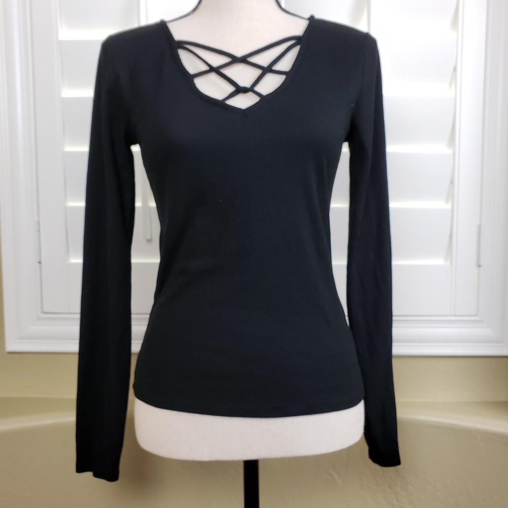 Aeropostal Long Sleeved Top B-0260